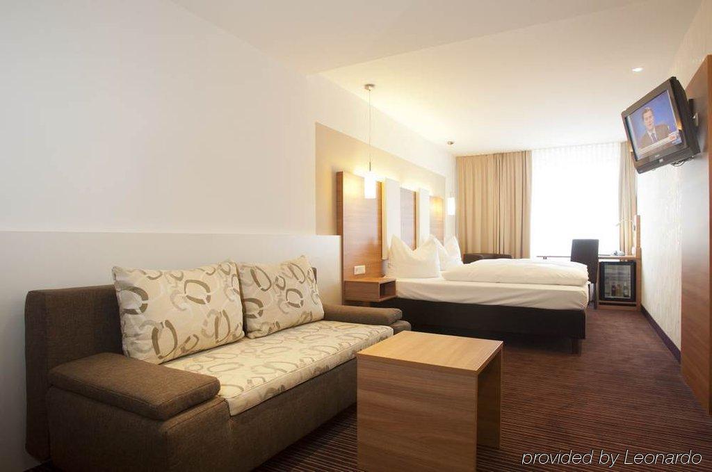 Hotel Cristal 4*