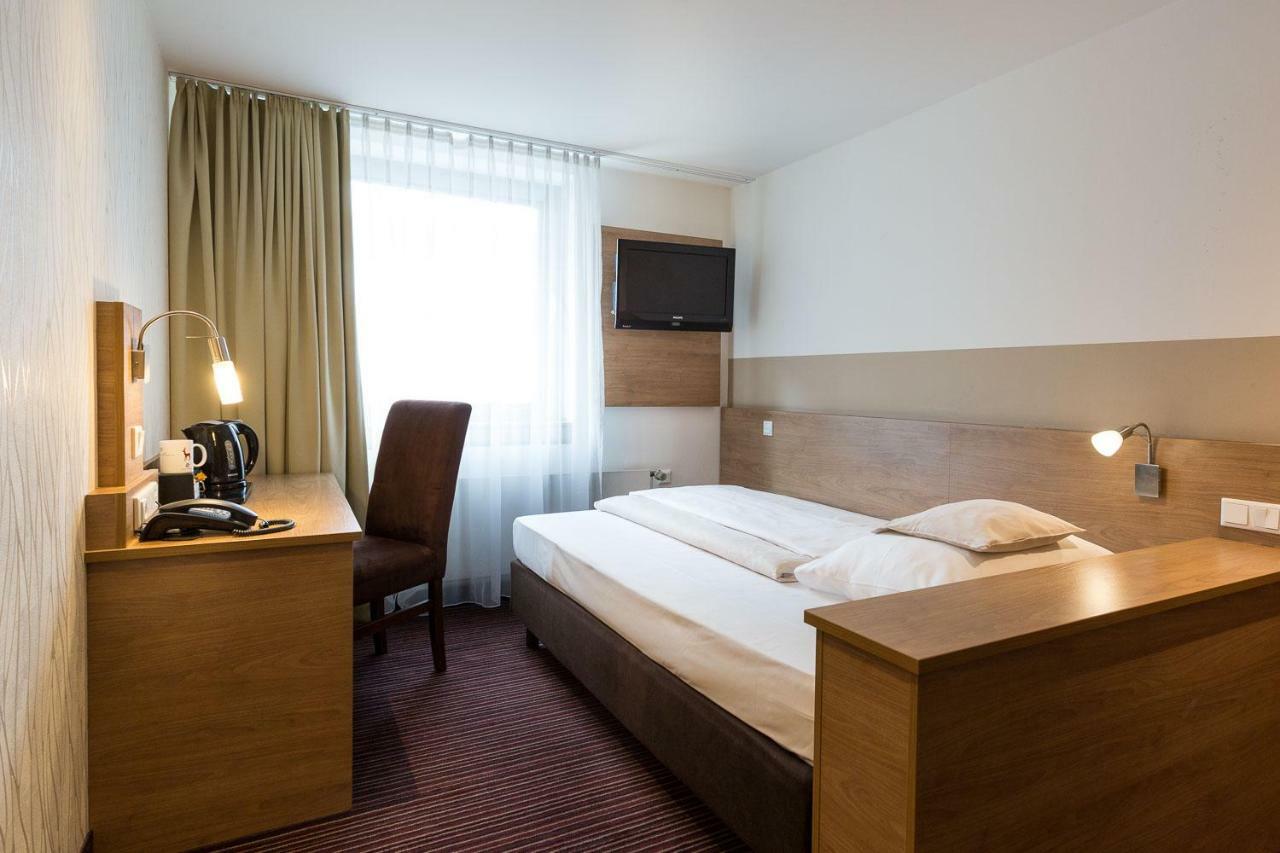 Hotel Cristal München